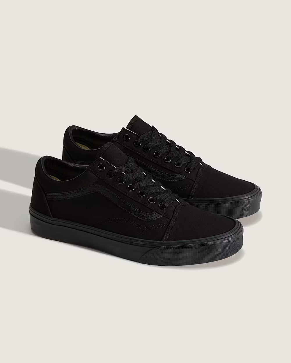 Vans Old Skool Black Black angled pair view