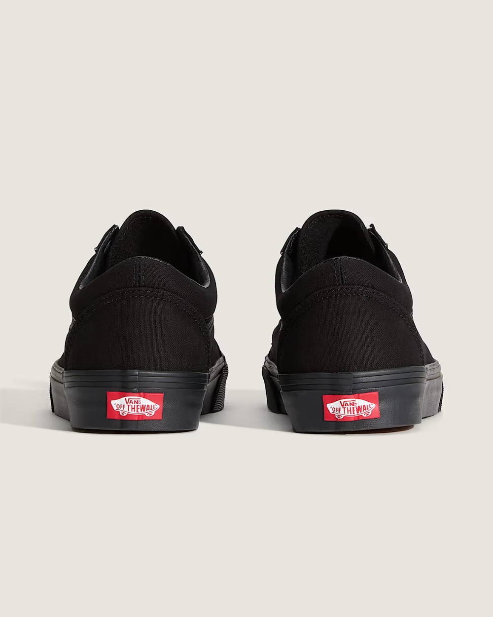 Vans Old Skool Black Black heel with Vans logo